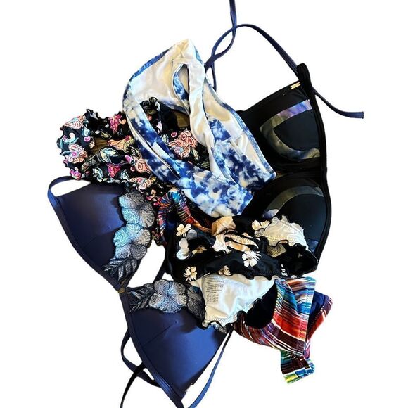 Small medium mixed bikini swim lot - Picture 3 of 3
